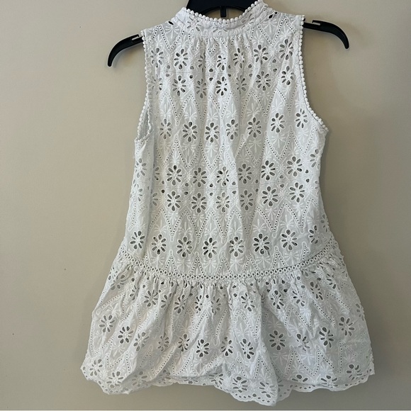Kate Spade Sleeveless Floral Eyelet White Top Size Small - Picture 8 of 16